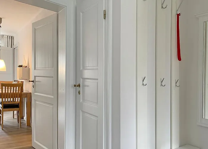 Oland, Starklef Daire *