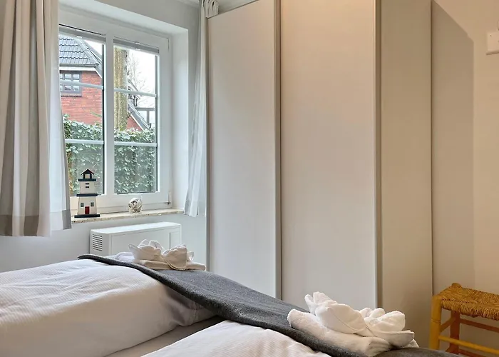 Oland, Starklef Daire *